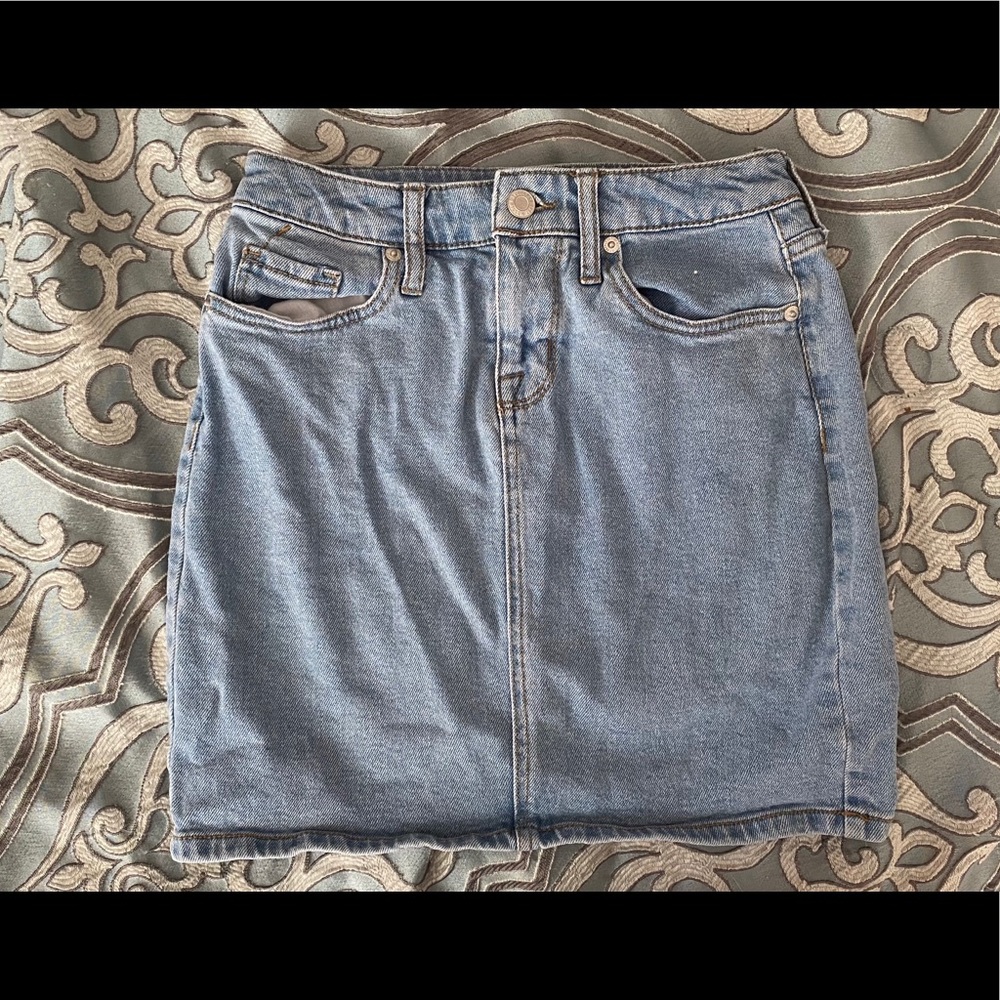 tight jean mini skirt